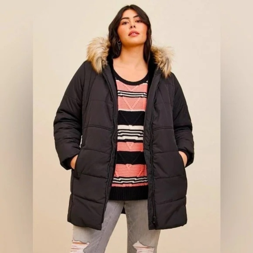 Torrid Black Nylon Faux Fur Trim Puffer Water Resistant Jacket Size 5X